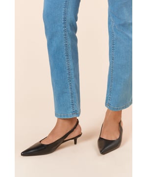 Chic slingback design for easy slip-on and off
        Pointed toe silhouette for a sleek, feminine look
        Comfortable kitten heel measuring between 2.5 and 4.5cm
        Versatile faux leather material suitable for various occasions
        Adjustable slingback strap for a customised fit
    
    Step out in style with the Faelina Faux Leather Slingback Kitten Heel Court Shoes from Dorothy Perkins. These elegant shoes strike the perfect balance between comfort and sophistication, making them ideal for the modern woman on the go. The low kitten heel provides just enough lift without compromising on comfort, allowing you to confidently navigate your day from brunch with friends to family gatherings. Pair these versatile court shoes with cropped jeans and a flowy blouse for a casual yet put-together look, or dress them up with a midi skirt and statement top for those special daytime events. The neutral hue ensures these shoes will complement a variety of outfits in your wardrobe, while the pointed toe adds a touch of refinement to any ensemble. Whether you're attending a baby shower or meeting colleagues for a casual lunch, these Faelina slingbacks will keep you stylish and comfortable throughout your busy day.