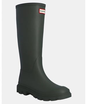 Introducing the newest addition to the Hunter family, our fully waterproof Women's Downpour Tall Boot. With a sleek upper design and a lightweight moulded outsole, the unique tread has taken influence from natural shapes found in landscapes. Handcrafted and finished with a heritage topbind, this women's navy riding boot has been engineered to have a more modern and voluminous calf fit. 



Certified vegan
Waterproof
Handcrafted with a sleek upper design
100% Recycled polyester lining
Moulded footbed for enhanced comfort and support
Lightweight rubber outsole with Hunter Downpour tread pattern
Outsole traction for added grip on surfaces
Crafted from natural vulcanised rubber with a matte finish
Engineered to have a more modern and voluminous calf fit
Heritage topbind



Upper material: 100% RubberOutsole material: 100% Moulded lightweight rubberLining: 100% Post-consumer recycled polyesterInsole: 100% Post-consumer recycled polyester and latex sponge foam
HFRW0001251