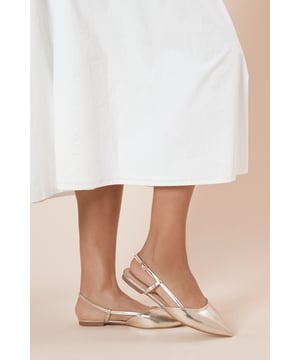 Pointed toe design for a sleek silhouette
        Comfortable sock-like fit for all-day wear
        Slingback strap with adjustable buckle closure
        Flat heel measuring between 0 and 2cm for easy walking
        Versatile faux leather material suitable for various occasions
    
    Step out in style and comfort with the Briony Faux Leather Comfort Sock Pointed Slingback Flat Shoes from Dorothy Perkins. These chic flats combine fashion-forward design with practical comfort, making them perfect for the modern woman on the go. The pointed toe adds a touch of sophistication, while the slingback strap ensures a secure fit. Ideal for casual outings or relaxed work environments, these shoes pair beautifully with cropped jeans and a flowing blouse for a trendy brunch look. The versatile design also complements midi skirts and dresses, making them a go-to choice for family gatherings or baby showers. With their comfortable fit and stylish appearance, these flats are sure to become a staple in your wardrobe, offering both elegance and ease for your everyday adventures.