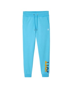 Men's JOTT Santiago Printed Joggers. SANTIAGO's new organic cotton jogging pants proudly display the brand's typogram, for comfortable moments of relaxation.- Organic cotton.- Straight cut.- Elasticated waistband and drawstrings.- 2 side pockets.- JOTT colour print at left leg.- Embossed gum logo at left pocket. Material: 86% Organic Cotton, 14% Polyester (Recycled). Ref: FW23MPAN20534.