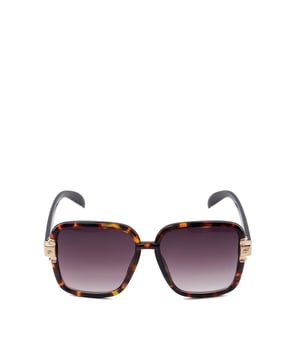 The oversized Gabby sunglasses effortlessly blend timeless elegance with modern style. Crafted with sleek black enamel frames featuring exquisite patterns and finishes, these sunglasses exude sophistication with a touch of boldness. The slim frame showcases gradient smoke lenses, providing both protection and allure. Accented with light gold details and our bespoke 'DD'-interlock branding on the lug, these sunglasses make a statement, offering the perfect fusion of classic and contemporary. Elevate your eyewear collection with the Gabby Oversized Sunglasses.