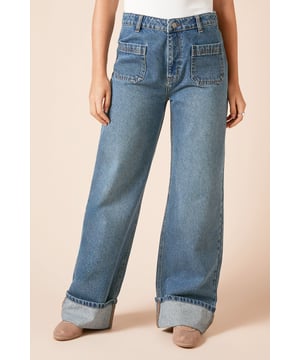 Straight leg design with a relaxed silhouette for all-day comfort
        Distinctive patch pockets on the front add a contemporary utilitarian touch
        Wide turn-up hem detail creates a modern, structured finish
        High-rise waistband with button fastening for a flattering fit
        100% cotton fabric offers breathable comfort and durability
    
    These Dorothy Perkins straight leg jeans combine timeless style with modern detailing, perfect for the woman who appreciates subtle trend elements. The distinctive patch pockets and wide turn-up hem create visual interest while maintaining versatility for everyday wear. Style with a simple white vest top and neutral flats for a relaxed weekend brunch with friends, or pair with a soft knit jumper and trainers for family gatherings. The cotton fabric ensures these jeans will become more comfortable with each wear, while the straight leg silhouette flatters various body shapes. These jeans transition effortlessly from daytime casual to early evening drinks - simply add a blazer and switch your footwear to ankle boots. A wardrobe essential that offers both comfort and style for your casual social occasions.