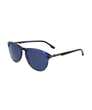 Estas gafas sol hombre Kodak de estilo classic combinan diseño clásico y funcionalidad, con una montura de acetato y lentes redondas polarizadas. Ofrecen protección confiable contra los rayos UV, reflejando la calidad y precisión óptica características de la marca Kodak.

Forma y diseño:
- Estas gafas de sol Kodak tienen una forma redonda clásica.

Material de la montura:
Fabricadas en acetato, un material ligero, duradero y de excelente calidad, estas gafas de sol ofrecen comodidad y un acabado refinado.

Patillas:
- Las patillas también están hechas de acetato, a juego con el material de la montura.

Detalles de la marca:
- Grabado de la marca Kodak en las patillas.

Lentes:
- Polarizadas: Sí.
- Progresión: Sí, compatibles con lentes progresivos.
- Graduación: Sí, adaptables a tus necesidades visuales.
- 100% protección UV400.

El color de las lentes de las gafas de sol puede variar ligeramente con respecto a las imágenes debido a efectos de iluminación o ajustes en el acabado del material, ¡pero siempre conservarán su estilo y calidad!
 Medidas: Alto lente: 45 mm. Ancho lente: 55 mm. Puente: 18 mm. Patillas: 145 mm.
 Composición: Acetato
 Cuidados:
Usar un paño de microfibra para limpiar las lentes y evitar rayaduras.