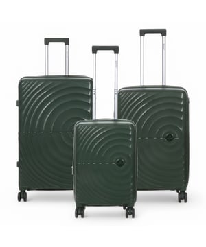 Upgrade uw reisuitrusting met deze uitbreidbare polypropyleen harde koffer, ontworpen voor duurzaamheid, veiligheid en maximaal inpakgemak. Of u nu reist voor zaken of plezier, deze lichtgewicht maar toch stootvaste bagage zorgt voor soepele en stressvrije reizen. Kenmerken: Premium polypropyleen materiaal - Sterk, duurzaam en bestand tegen schokken, waardoor uw bezittingen goed beschermd blijven. Geïntegreerd combinatieslot - Ingebouwd beveiligingsslot om uw waardevolle spullen veilig te houden. Uitbreidbaar ontwerp - Alle maten zijn voorzien van een uitbreidbare rits, voor extra opbergruimte wanneer nodig. 8-wiel spinner systeem - Dubbel 4-wiel ontwerp zorgt voor moeiteloze 360° beweging voor eenvoudige navigatie. Ergonomische telescopische handgreep - Verstelbare handgreep voor comfortabel en soepel gebruik. Afmetingen en specificaties: Cabine: 55 x 37 x 22 cm (uitbreidbaar tot 27 cm) | Gewicht: 3,0 kg | Inhoud: 45L Medium: 66 x 43 x 27 cm (uitbreidbaar tot 32 cm) | Gewicht: 3,65 kg | Inhoud: 74L Groot: 76 x 47 x 30 cm (uitbreidbaar tot 35 cm) | Gewicht: 4,55 kg | Inhoud: 102L LET OP: Deze koffers worden afzonderlijk verkocht, niet als set. Selecteer dus uw gewenste maat!