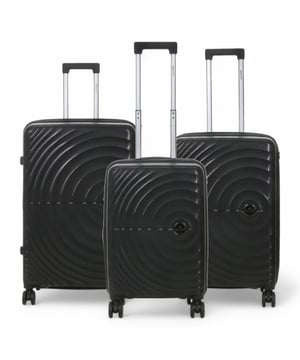 Mejora tu equipo de viaje con esta maleta rígida expandible de polipropileno, diseñada para brindar durabilidad, seguridad y máxima comodidad de empaque. Ya sea que viajes por negocios o por placer, este equipaje ligero pero resistente a los impactos garantiza viajes suaves y sin estrés. Características: Material de polipropileno de primera calidad: resistente, duradero y resistente a los impactos, mantiene tus pertenencias bien protegidas. Cerradura de combinación integrada: cerradura de seguridad incorporada para mantener tus objetos de valor seguros. Diseño expandible: todos los tamaños cuentan con una cremallera de expansión, que proporciona almacenamiento adicional cuando es necesario. Sistema giratorio de 8 ruedas: el diseño doble de 4 ruedas garantiza un movimiento de 360° sin esfuerzo para una fácil navegación. Mango telescópico ergonómico: mango ajustable para un manejo cómodo y suave. Tamaño y especificaciones: Cabina: 55 x 37 x 22 cm (se expande a 27 cm) | Peso: 3.0 kg | Capacidad: 45L Mediano: 66 x 43 x 27 cm (se expande a 32 cm) | Peso: 3.65 kg | Capacidad: 74L Grande: 76 x 47 x 30 cm (Se expande a 35 cm) | Peso: 4,55 kg | Capacidad: 102L NOTA: ¡Estas maletas se venden individualmente, no como conjunto, así que seleccione su tamaño preferido!