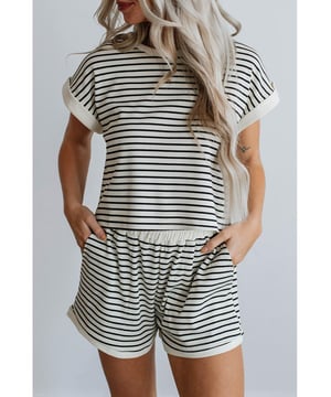 Our styles are designed with a trendy fitted look in mind following an international size standard. For the best fit we suggest choosing one size up from your usual. Be sure to check our sizing chart to find your perfect match!
  Striped tee and shorts set for a casual and fashionable look
  Relaxed fit and knit texture for comfort and versatility
  Classic black and white stripes for a timeless style
  Ideal for lounging exercise beach outings and more
  High elasticity for a comfortable fit
Material: 50% Cotton 47% Polyester 3% Elastane