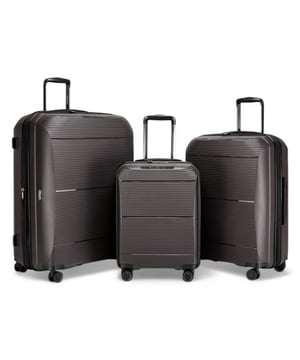 Viaje con confianza y estilo usando este juego de equipaje rígido expandible. Diseñado para ofrecer máximo espacio, seguridad y durabilidad, estos estuches son perfectos para cualquier viaje, ya sea una escapada corta o unas vacaciones prolongadas. Características: • Construcción rígida duradera: los exteriores robustos y resistentes a los impactos protegen sus pertenencias, incluso en los viajes más difíciles. • Capacidad expandible: expanda fácilmente su equipaje hasta en un 20% con la función de expansión con cremallera, creando espacio adicional para recuerdos y más. • Cerradura de combinación TSA: la seguridad incorporada garantiza que sus objetos de valor se mantengan seguros mientras cumple con los estándares de seguridad de viaje para un fácil acceso al aeropuerto. • Sistema giratorio de 4 ruedas: deslícese sin esfuerzo a través de aeropuertos o estaciones de tren abarrotados con una maniobrabilidad suave de 360°, que ofrece una estabilidad y un manejo mejorados. Tamaño y especificaciones: • Cabina: 55 x 39 x 24 cm (se expande a 29 cm) | Peso: 2.7 kg | Capacidad: 50 L • Mediano: 68 x 47,5 x 28 cm (se expande a 33 cm) | Peso: 3,8 kg | Capacidad: 90 L • Grande: 78 x 54,5 x 33 cm (se expande a 38 cm) | Peso: 4,7 kg | Capacidad: 110 L Diseñado para viajar de forma segura con mayor capacidad, este juego de equipaje garantiza una experiencia sin complicaciones desde el check-in hasta la recogida de equipaje.