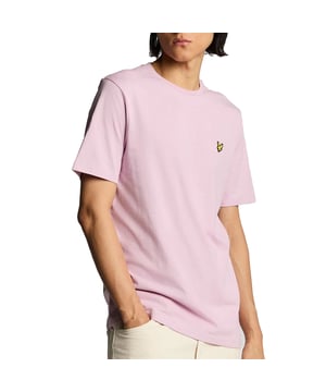 Lyle and Scott Men's T-Shirts
Style Code: TS400VOG
100% BCI cotton
190 gsm single jersey fabric
Set-in sleeves
Stitched sleeves and hem
Superior cut
Made in India
Short Sleeve
Crew Neck
Brand Logo on Chest
Breathable
Ribbed Neck, Hem and Cuffs
Soft Cotton Fabric
Regular Fit
Ideal for Casual Wear
Excellent Quality
Machine Washable