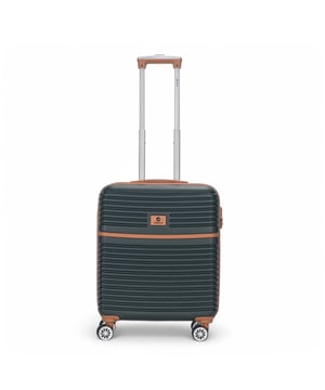 Este espacioso equipaje de cabina rígido combina durabilidad, seguridad y maniobrabilidad suave, lo que lo convierte en una opción ideal para viajeros que necesitan capacidad adicional y tranquilidad. Con su cerradura TSA integrada y sistema giratorio de 8 ruedas, sus pertenencias estarán seguras y será fácil navegar a través de entornos de viaje concurridos. Características: • Diseño de carcasa rígida duradera: el exterior sólido y duro protege sus pertenencias de golpes y arañazos, lo que garantiza que se mantengan seguras durante todo su viaje. • Cerradura TSA integrada: la cerradura de combinación incorporada proporciona tranquilidad y cumple con los estándares de seguridad de viaje, lo que permite que la seguridad del aeropuerto inspeccione su equipaje sin dañarlo. • Sistema giratorio de 8 ruedas: cuenta con ruedas dobles suaves y de fácil deslizamiento para un movimiento de 360 ​​grados sin esfuerzo, lo que garantiza un fácil manejo en cualquier superficie. • Capacidad generosa: con una capacidad de 53 L, este equipaje ofrece un amplio espacio para sus elementos esenciales y artículos adicionales, ya sea para una escapada corta o viajes más largos. Tamaño y especificaciones: • Dimensiones: 56 x 45 x 25 cm | Peso: 3,00 kg | Capacidad: 53L (Apto para British Airways) La combinación perfecta de seguridad, amplitud y comodidad, esta maleta es imprescindible para cualquier viajero.
