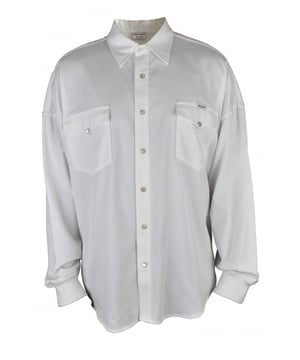 Camisa blanca de algodón Alexander McQueen.Bolsillos laterales en el pecho con cierre a presión.Etiqueta con logotipo en uno de los dos bolsillos.Cierre delantero con botones a presión.Made in Italy.