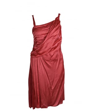 Roze soepele jurk van Prada.Geplooide stoffen details.Asymmetrische mouwen.100% cupro.Gemaakt in Italië.
