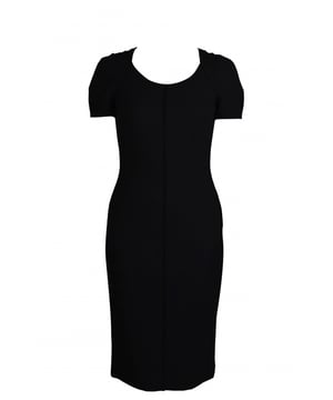 Schwarzes Dolce & Gabbana Kleid mit kurzen Ärmeln.Details der sichtbaren Nähte.Reißverschluss hinten.Made in Italy.