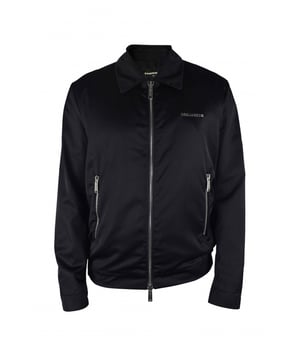 Chaqueta negra Dsquared2.Logotipo plateado en relieve en la parte delantera.Cierre con cremallera y bolsillos.Cuello clásico.Cintura elástica.66% viscosa y 34% algodón.Made in Italy.