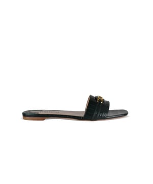 Sandalias Tom Ford Whitney en charol verde.Efecto cocodrilo en relieve.Cadena dorada en la parte delantera.Puntera redonda abierta.Suela de cuero.Made in Italy.