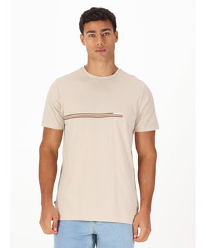 Comfortable, cool and classic, this crew neck tee from LUKE is cut from pure cotton jersey and features a LUKE EST. 1977 chest print. It is detailed with a soft rib neck for all day comfort.
