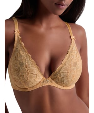Aubade Rosessence Care Triangle Plunge Bra. Plunge underwired bra with lacey nonpadded cups and matching briefs avaible. The product is hand-wash only.