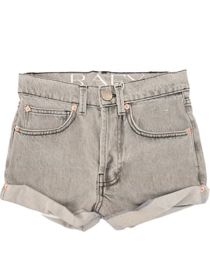 Sustainable meets stylish with the RAEY Women's Organic Rivet Shorts, crafted from a blend of 87% organic cotton and 13% recycled cotton. These shorts offer a comfortable, eco-friendly fit that’s perfect for warmer days. The subtle rivet detailing adds a modern, edgy touch, while the organic cotton fabric ensures breathability and softness. Ideal for everyday wear, these shorts combine a laid-back look with a commitment to sustainability, making them a versatile and responsible addition to your wardrobe.