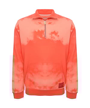 Add a pop of color and sophistication to your casual wardrobe with the Paul Smith Men's Reg Fit Quarter Zip Pullover in Red. Crafted from premium materials, this pullover offers both comfort and style with a smooth, breathable feel. The quarter-zip design allows for easy layering and adjustable ventilation, while the regular fit ensures a flattering yet relaxed silhouette. The bold red color adds a dynamic touch to any outfit, whether you're pairing it with jeans for a casual look or layering it under a jacket for a refined finish. Subtle Paul Smith branding completes the look, offering a signature touch of luxury.

Premium fabric for softness and comfort

Quarter zip design for versatility and ease of wear

Regular fit for a relaxed yet polished silhouette

Vibrant red color for a bold, stylish statement

Iconic Paul Smith detailing for an elevated touch

The Paul Smith Men's Reg Fit Quarter Zip Pullover in Red is a must-have for those who want to combine casual style with modern sophistication.