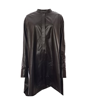 100% Cotton Loewe's Shirt dress with chain detail is a knee-length piece with a logo at the back label. It is long-sleeved with a front buttoned closure, button fastening, and buttoned cuffs. The cuffed sleeves and shirt collar add a touch of sophistication to this versatile and stylish dress