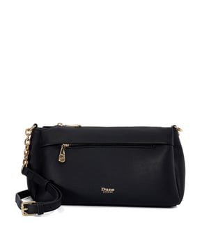 Boasting a textured finish and timeless chain strap, Drive is an essential accessory in your new season collection. Thoughtfully designed with multiple internal pockets for organised storage and a secure zip closure, this cute and practical shoulder bag is adorned with iconic Dune London branding for an extra chic touch.