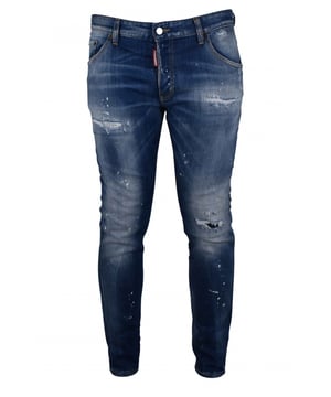 Skater Jeans Dsquared2 blau aus Baumwolle.Verwaschener Effekt an den Beinen.Weiße Farbflecken.Risse in der Haut.Knopfverschluss mit rotem Logoetikett.Vertikaler brauner Rückenpatch mit schwarzer Logo-Beschriftung.Schlaufen für den Gürtel.5 Taschen.Made in Italy.