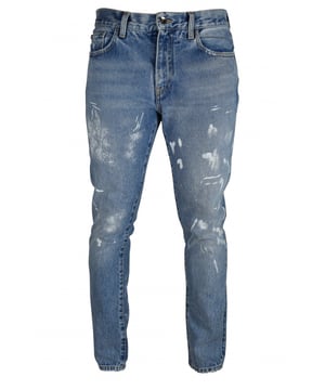 Pantalones vaqueros slim fit de algodón Off-White con manchas de pintura.Cinco bolsillos, tres en la parte delantera y dos en la trasera.Cierre de cremallera realzado por un botón de la marca.Tres bolsillos delanteros y dos traseros.Rayas diagonales blancas bordadas en la parte posterior de las piernas.100% Algodón.Hecho en Italia.