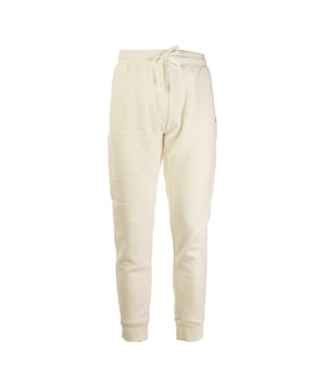 Herren-Sporthose der Marke Scuola Nautica Italiana, hergestellt aus hochwertigen Stoffen, die Komfort und Bewegungsfreiheit garantieren. Sie sind ideal für die Freizeit oder körperliche Aktivitäten und zeichnen sich durch ein modernes Design und feine Details wie funktionelle Taschen und elegante Oberflächen aus, die vom italienischen Nautikstil inspiriert sind. Perfekt für alle, die praktisch sein wollen, ohne auf Stil zu verzichten.
