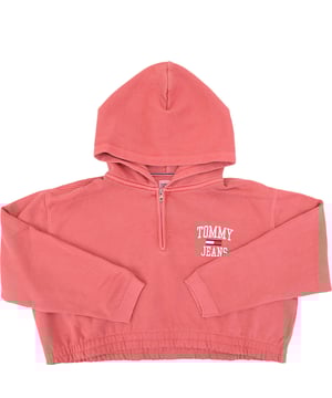 Elevate your casual style with the Tommy Jeans Plus Women's Purple College Logo Zip Detail Sweatshirt. With its bold college logo and zip detail, this sweatshirt combines sporty charm with modern flair. The rich purple color adds a vibrant touch, making it a statement piece in your wardrobe.

Made from a soft mixed cotton fabric, it provides comfort and breathability, perfect for all-day wear. Whether you're dressing down for a weekend outing or layering it up for cooler days, this sweatshirt offers effortless style and ease.

Details:

Classic college logo for a bold, athletic-inspired look

Zip detail for added style and adjustability

Soft and breathable mixed cotton fabric

Perfect for casual days or layering over your favorite pieces