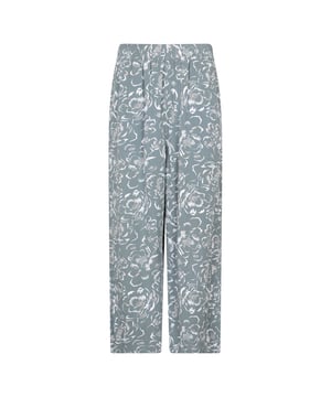 100% viscose. Ontwerp: Bloemen. Stoftechnologie: Ademend, Lichtgewicht. Zakken: 2 Zijzakken. Waistline: Elastiek.