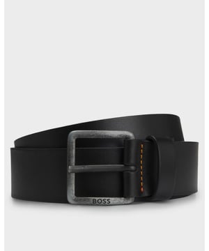 Featuring an engraved logo on the pin buckle, this BOSS Menswear belt will round off any casual look. Shaped in smooth leather. 4cm width.

Engraved logo on closure
Width: 4,0 cm
Hardware finishing: Dark rutenio hardware
Partially lined

100% Cow skin 
50541165