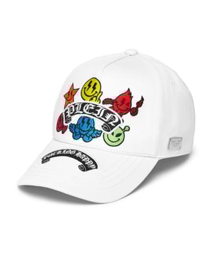 Elevate your outfit with the baseball cap featuring colorful embroidery. Find out more.   Cotton twill   Colorful Smiles embroidered on the peak   Embroidery under the visor   Adjustable velcro strap on the back