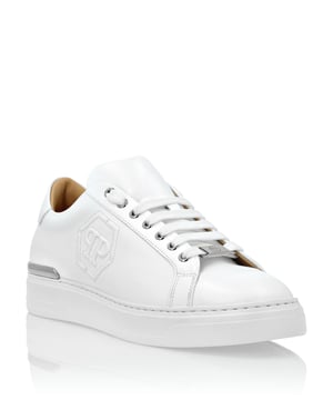 Elegant uniqueness for your free time with these leather lo-top sneakers. Check out the details.   Nappa upper   Contrasting leather collar   Lacing matching with the collar   PP Hexagon printed on the outer quarter   Nickel-plated heel stabilizer   Moulded outsole    Inner lining and removable insole