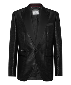 Verleihen Sie Ihrer Garderobe neuen Glanz.Sehen Sie sich diesen Abendblazer aus Wolle an, dessen Details ihn aus der Masse hervorstechen lassen.   Lurex-Jacquard-Gewebe PP Hexagon auf leichtem Wollstoff   Satin-Spitzenrevers   Mit Satin gefütterter einzelner Knopf mit gesticktem Skull&Bones   Zwei mit Satinbesatz versehene Schlitztaschen   Einfacher Schlitz   Innenfutter