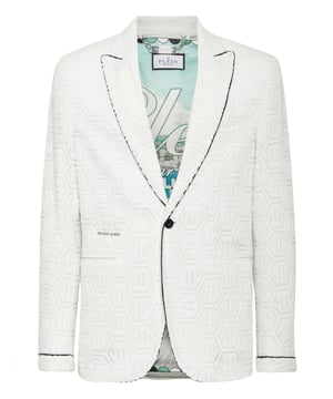 Bringen Sie Schwung in Ihre Garderobe. Sehen Sie sich diesen Abendblazer aus Woll-Canvas an, dessen Details ihn aus der Masse herausstechen lassen.   Schwamm mit Lasermuster   Spitzes Revers   Kontrastierende Paspelierung   Zwei Eingrifftaschen   Doppelter Schlitz   Innenfutter