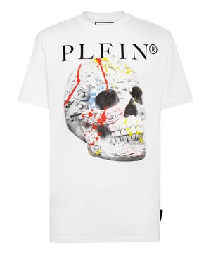 Gothic vibes op dit katoenen T-shirt versierd met de iconische elementen van het merk.   Katoenen tricot   De iconische doodshoofdprint op de voorkant met het merk   PP Hexagon op een saffiaan lederen patch is genaaid op de linkerborst   Ribgebreide hals   Stiksels met twee naalden