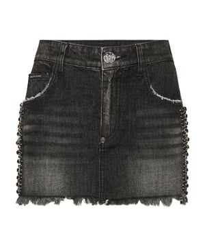 con cristales  Casual meets sporty on this denim 5 pocket miniskirt. Check out its distinctive details.   Denim    Distressed wash   Logoed patch sewn on the right rear pocket    Single jewel metal button   Raw cut bottom hem