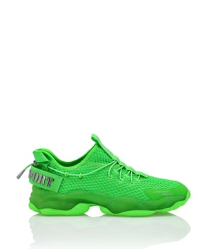 Hyper Sport//Gen.X.04 Laufschuhe wurden entwickelt, um Ihnen zu helfen, dank High-Tech-Materialien und dem gewohnten Stil von Plein Sport über Ihre Grenzen hinauszugehen.   Atmungsaktives und ergonomisches Mesh-Obermaterial zum Hineinschlüpfen   Stop-Cord-Schnürsenkel, die um den Knöchel verlaufen   Gummierter Tiger-Patch auf der Zunge   Logo-Riemen an der Fersenkappe, der an der Zuglasche befestigt ist   Ultra stoßdämpfende, ultraleichte High-Tech-Zwischensohle   Rillen-Außensohle für optimalen Grip   Passende farbige Nähte   Herausnehmbares Fußbett