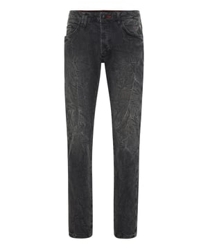 Pantalón vaquero de 5 bolsillos con estampados originales.                                                                 Tejido vaquero lavado a la piedra con desgaste   Skull & Bones estampado en la parte trasera   Hexágono de PP en una insignia de cuero saffiano cosida en el bolsillo trasero derecho   Botón metálico sencillo   Ajuste: Súper recto