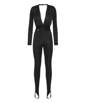 Mit diesem langärmeligen Jersey-Overall verleihen Sie Ihrem Look einen Hauch von Sexy.    Stretch-Acetat-Jersey    Gerüschte Schultern mit Drapierung    Tiefes Dekolleté mit Kreuzwickel an der Taille    Neckholder mit zwei Knöpfen     Offener Rücken und Reißverschluss in der hinteren Mitte    Sechseckiges Abzeichen auf der rechten Seite aufgenäht    Steigbügel    Zwei-Nadel-Nähte