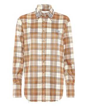 mit Schmucksteinen  Verleihen Sie Ihrem Outfit mit diesem Langarmhemd aus Baumwollflanell eine farbenfrohe Note und... mehr erfahren.    Baumwollköper mit garngefärbten Karos   Perlenbesetzter Schriftzug auf dem Rücken   Spitzkragen mit Steinen verziert   Knopfverschluss   Abgerundeter Po