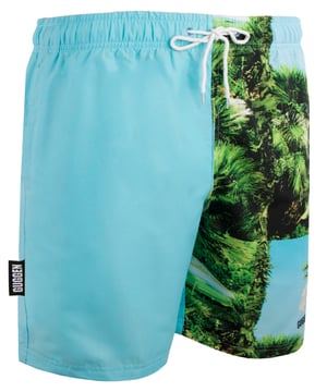 Ontdek de hoogwaardige zwembroeken van GUGGEN MOUNTAIN, perfect voor ontspannen dagen op het strand en actieve watersportavonturen. Gemaakt van 100% polyester, overtuigt het door het snel drogende materiaal en de bijzonder duurzame afwerking – ideaal voor dagelijks gebruik in het water en op het land.

Voor extra draagcomfort zorgen de geïntegreerde binnenbroek van scheurvast meshmateriaal en de twee praktische zijzakken – allemaal voorzien van robuuste dubbele naden. De brede elastische tailleband met trekkoord garandeert optimale ondersteuning bij elke beweging – of het nu gaat om zwemmen, surfen of beachvolleybal.

Met hun moderne en sportieve design zijn deze zwemshorts niet alleen functioneel, maar ook een echte blikvanger – helemaal in de stijl van GUGGEN MOUNTAIN.

Wasvoorschriften: Wasbaar op 30 °C