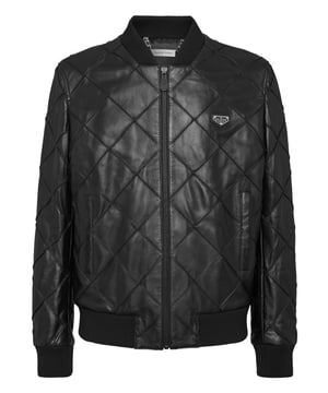 Zachte jas van nappaleer in klassiek bombersilhouet met een moderne twist, perfect voor zowel casual als chique gelegenheden   Een merkelement op de linkerborst   Ritssluiting   Zakken met rits   Ribkraag en -zomen