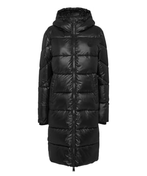 Sehen Sie sich diese gepolsterte und isolierende Kapuzenjacke an, die sich für die Zeit vor und nach Ihrem Training eignet. Warm, leicht und optimaler Schutz.   Mattes, wattiertes und gestepptes Nylon   Logoisiertes, gummiertes Etikett auf der linken Brust   Doppelschieber-Reißverschluss   Druckknopf an den Einschubtaschen   Bündchen mit Gummizug   Innenfutter   Daunenisolierung