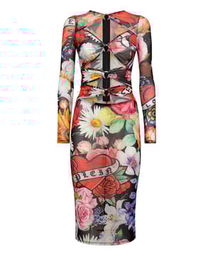 Vier je sensualiteit met deze jurk van stretch tule met Love Flowers-print.   Stretch tule met Love Flowers-print   Gedrapeerd, uitgesneden lijfje met piercingachtige ringen   Onzichtbare ritssluiting middenachter   Stiksels met twee naalden