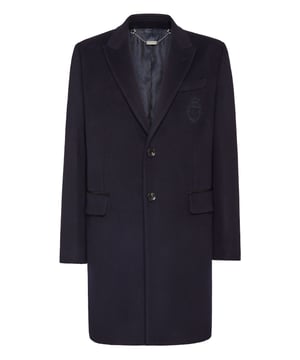 Billionaire consigue combinar elegancia y lujo. Deléitese con este abrigo de suave mezcla de cachemira con detalles realmente especiales. Descubra más.  Tejido de cachemira y lana  Detalles de alcántara  Solapas de pico  Monograma bordado en la parte izquierda del pecho  Insignia en tachuela cosida en el lazo para colgar en el canesú  Dos botones de cuerno con logotipo  Bolsillos con solapa  Abertura en la espalda  Forro interior
