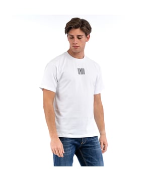 Entdecken Sie einen dynamischen und raffinierten Look mit den T-Shirts von BIKKEMBERGS: weich im Griff, mit vielseitigem Schnitt und unverwechselbarem Charakter.