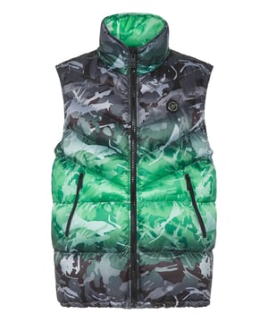 We created this padded and insulating sleeveless jacket suited for outdoor training sessions. Warm, light and optimal protection.   Fading, camouflage-print padded and quilted nylon    Zip fastener   Two pockets with waterproof zip fastener    Logoed silicon patch sewn at left chest   Elasticated hems   Fishtail with stop-cord drawstring   Inner lining   Synthetic padding