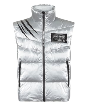 Check out this padded and insulating vest suited for before and after your training sessions. Warm, light and optimal protection.   Glossy, padded and quilted nylon    Logoed, rubberized label sewn at left chest   Scratch tiger print on right shoulder   Brand lettering print on yoke   Waterproof zip fastener    Slit pockets with zip   Inner lining   Synthetic insulation