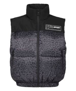 Check out this padded and insulating cropped vest suited for before and after your training sessions. Warm, light and optimal protection.   Glossy, padded and quilted nylon    Logoed, rubberized patch sewn at left chest   Matt nylon insert   Zip fastener    Slit pockets with zip   Inner lining   Down insulation