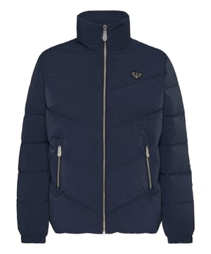 Diese gefütterte Nylonjacke bietet ein schlankes, minimalistisches Design, das sich problemlos mit jedem Look kombinieren lässt und gleichzeitig die nötige Wärme für kühlere Tage bietet.    Hergestellt aus hochwertigem Polyester für Langlebigkeit und Wasserfestigkeit.   Isoliert mit Polyesterfüllung, um optimale Wärme ohne zusätzliche Masse zu gewährleisten.   Durchgehender Reißverschluss mit hohem Kragen zum Schutz vor kühlem Wind.   Seitliche Reißverschlusstaschen für die sichere Aufbewahrung von Essentials.   Ideal zum Überziehen von lässigen Outfits oder zum Aufpeppen eines lässigen Looks.